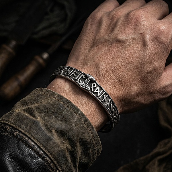 《 QBOX 》FASHION 飾品【BBRG-078】 精緻個性北歐維京戰魂之錘鈦鋼開口手鐲/手環-細節圖8