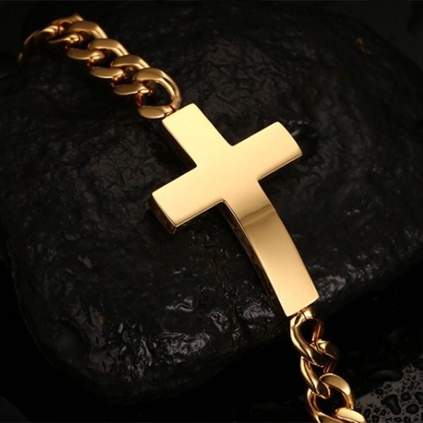 《 QBOX 》FASHION 飾品【BBR-135】精緻個性素面十字架拋光鈦鋼手鍊/手環(二色)-細節圖3