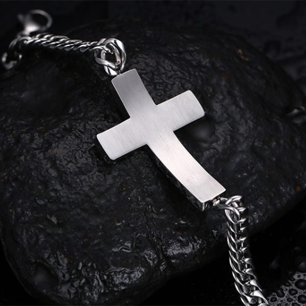 《 QBOX 》FASHION 飾品【BBR-135】精緻個性素面十字架拋光鈦鋼手鍊/手環(二色)-細節圖6