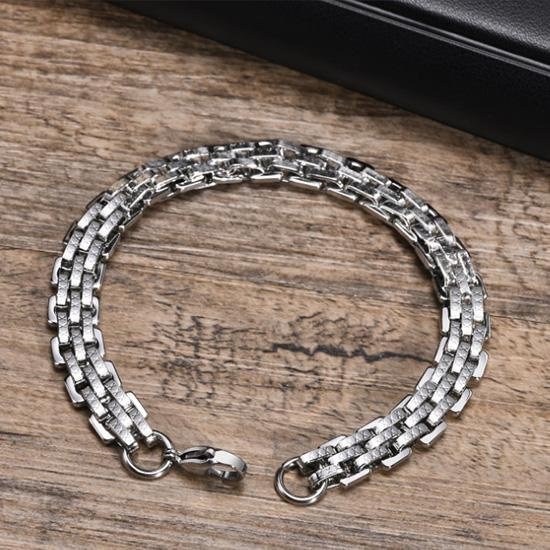 《 QBOX 》FASHION 飾品【BBR-1555】 精緻個性復古雙層方磚扣環拋光鈦鋼手鍊/手環-細節圖3