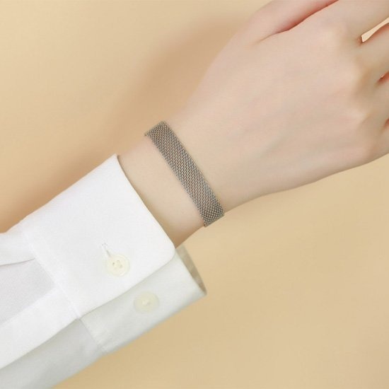 《 QBOX 》FASHION 飾品【BBR-1267】 精緻秀氣簡約網格狀錶帶鈦鋼手鍊/手環(二色)-細節圖6