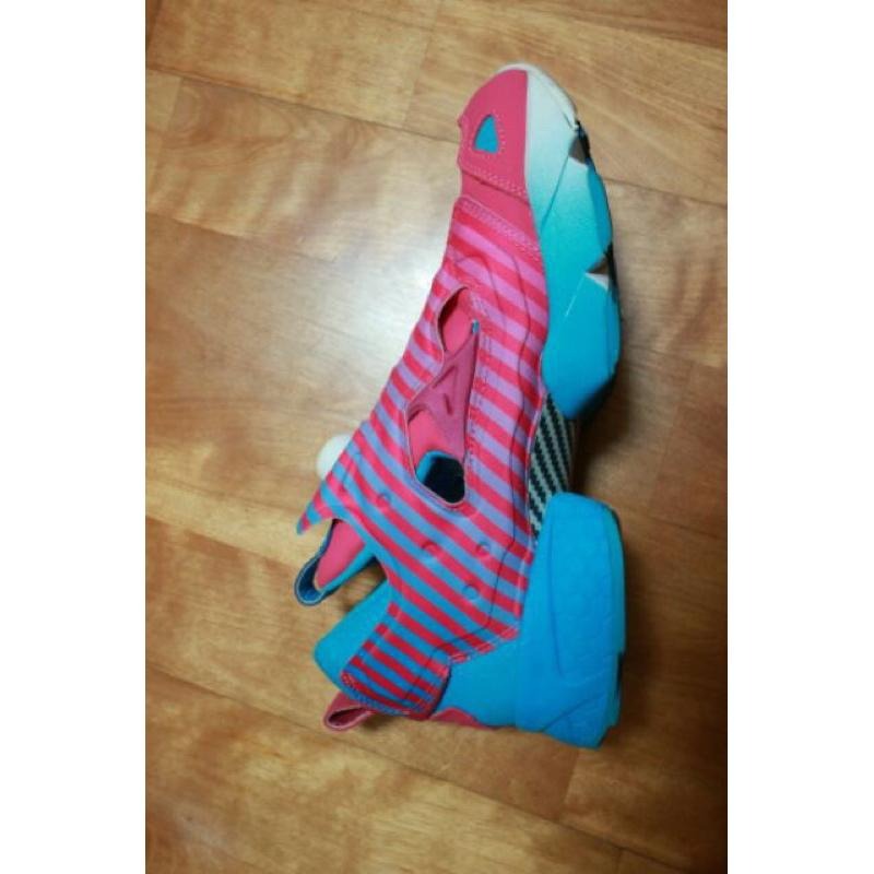 限量聯名！STAYREAL x Reebok PUMP 彩虹夢想 26cm｜中性風 潮鞋 二手極新-細節圖2