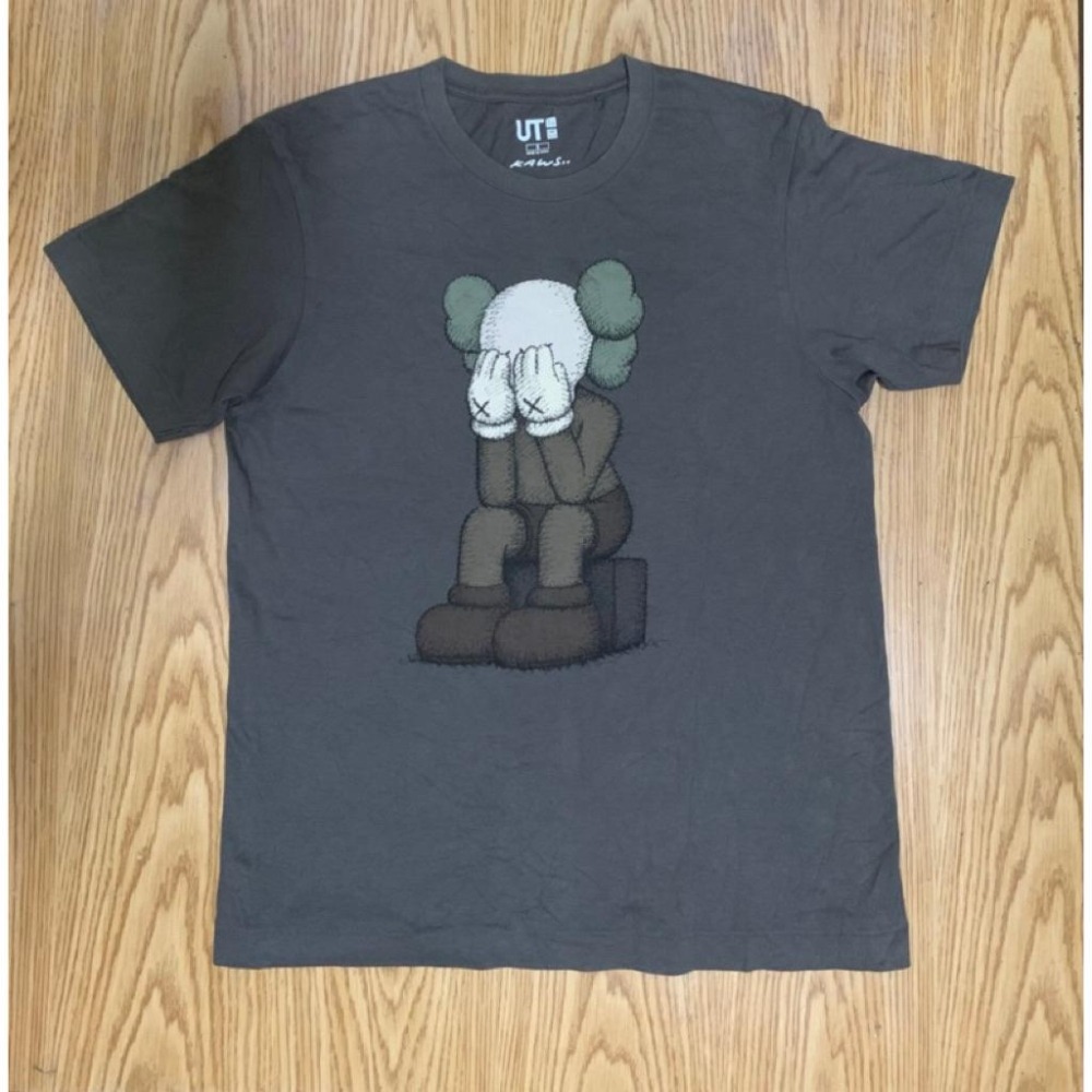 【2件$1000】Uniqlo聯名KAWS男版短T全部S號-細節圖2