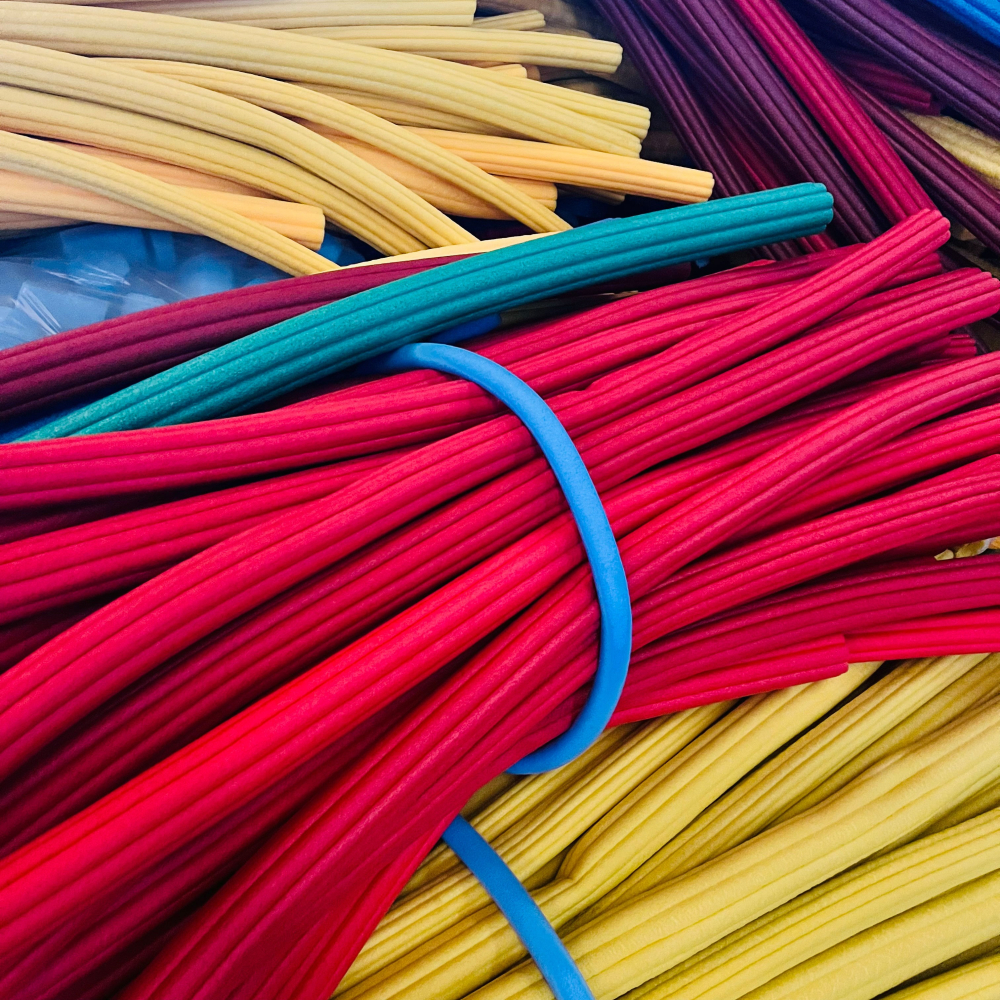 SOAK 花朵海綿棒 空心浮力棒 運動軟棒 直徑6-7cm 防撞泡棉管 團康遊戲打人棒 遊戲活動採購用-細節圖3