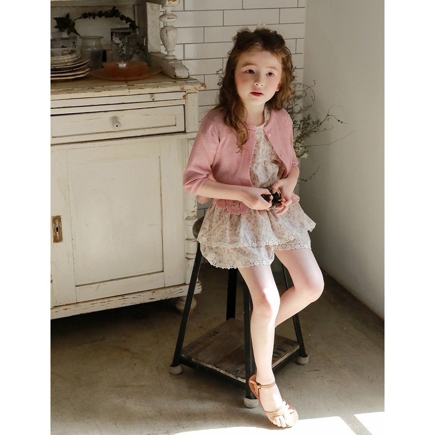 現貨 飛袖碎花蕾絲短袖上衣 草莓家-細節圖3