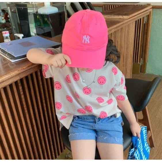 現貨 亮色對比笑臉娃娃短袖上衣 寬鬆短袖TEE 童裝 女童上衣-細節圖2
