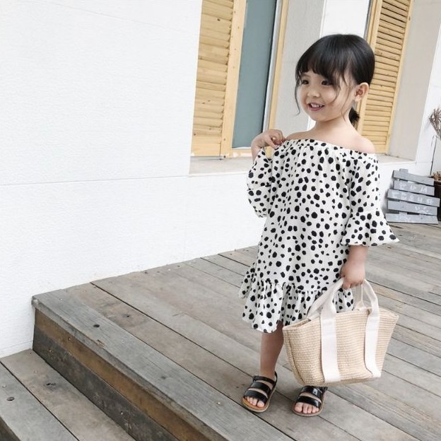現貨 露肩幾何圓點波點女童洋裝連身裙-細節圖7