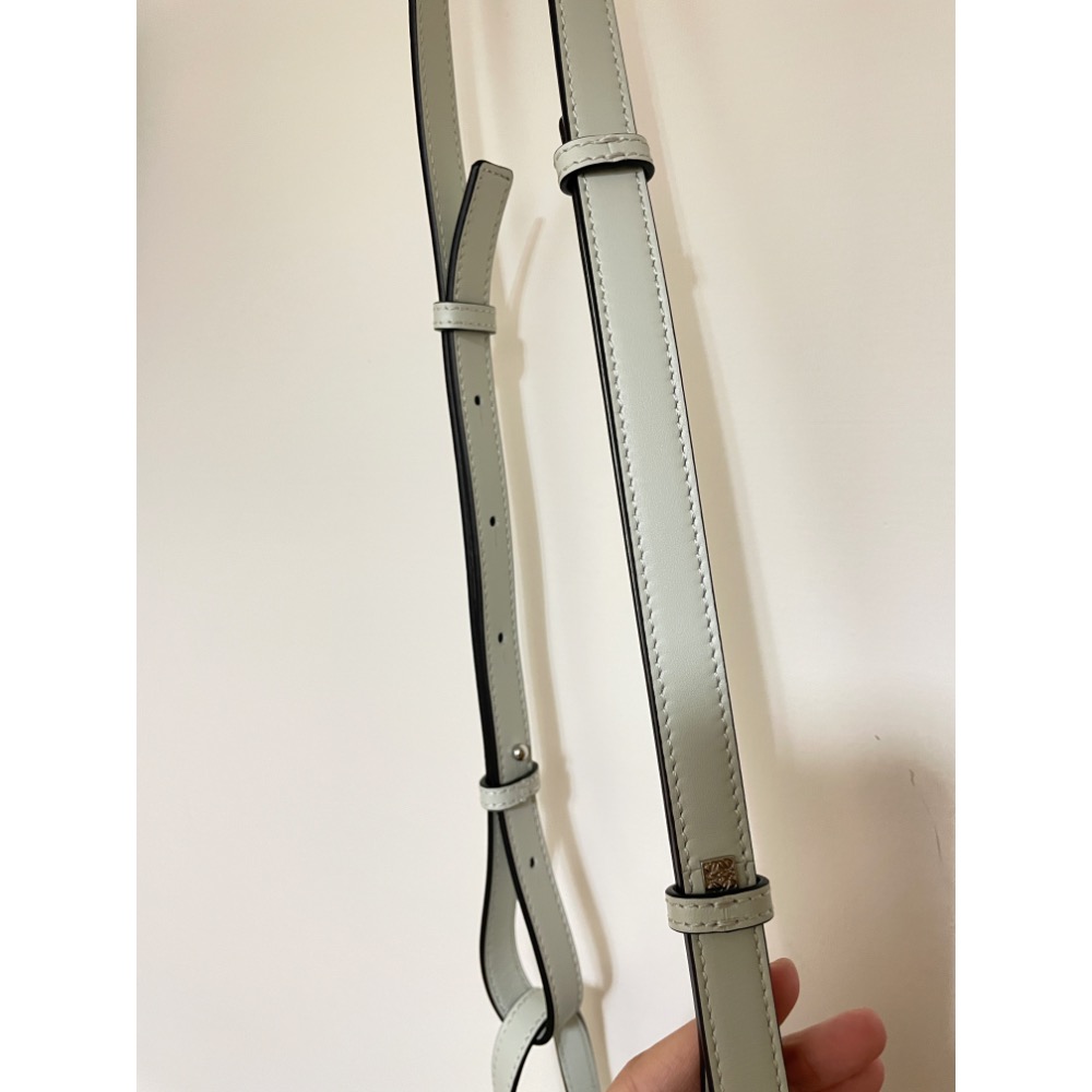 LOEWE Hammock mini吊床包-細節圖8