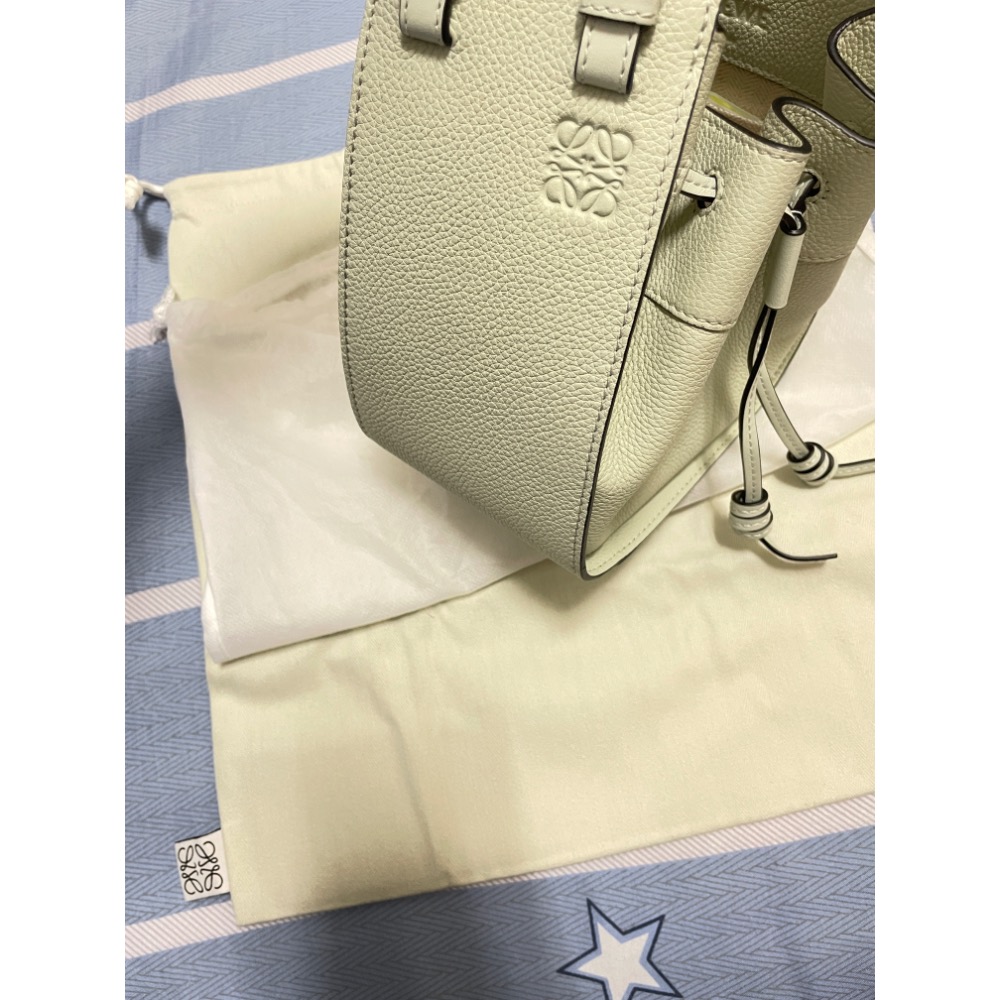 LOEWE Hammock mini吊床包-細節圖10