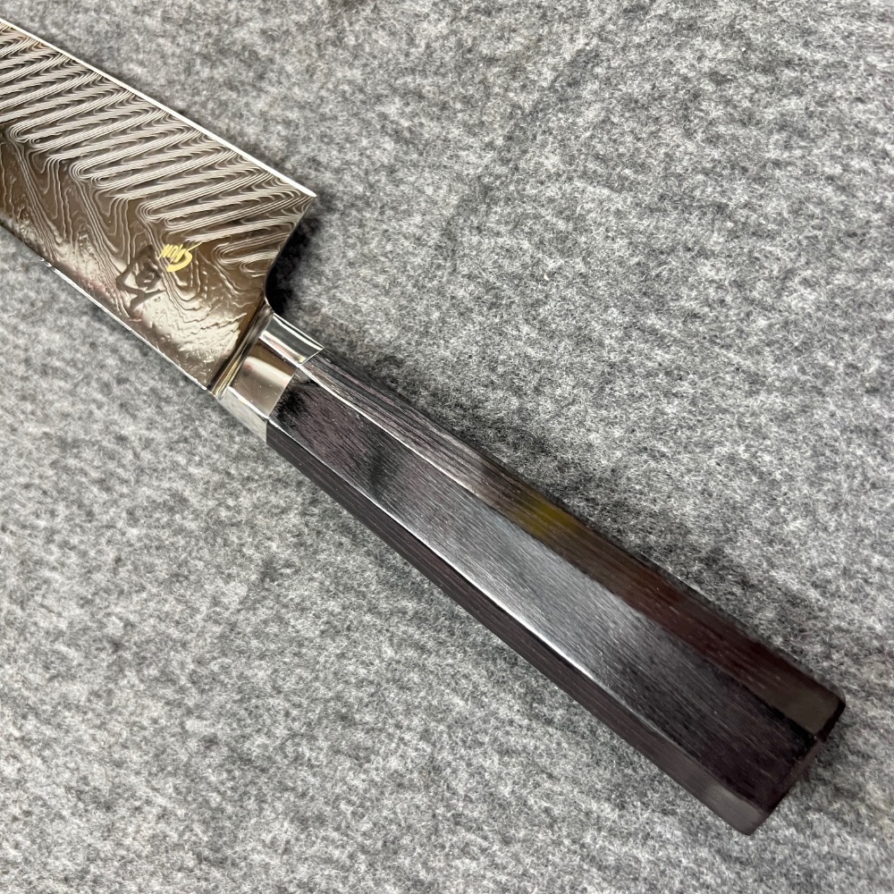 台中菜刀王 新款《 旬 》劍型主廚刀VG-0017附木鞘20CM ～全館超取免運～-細節圖5