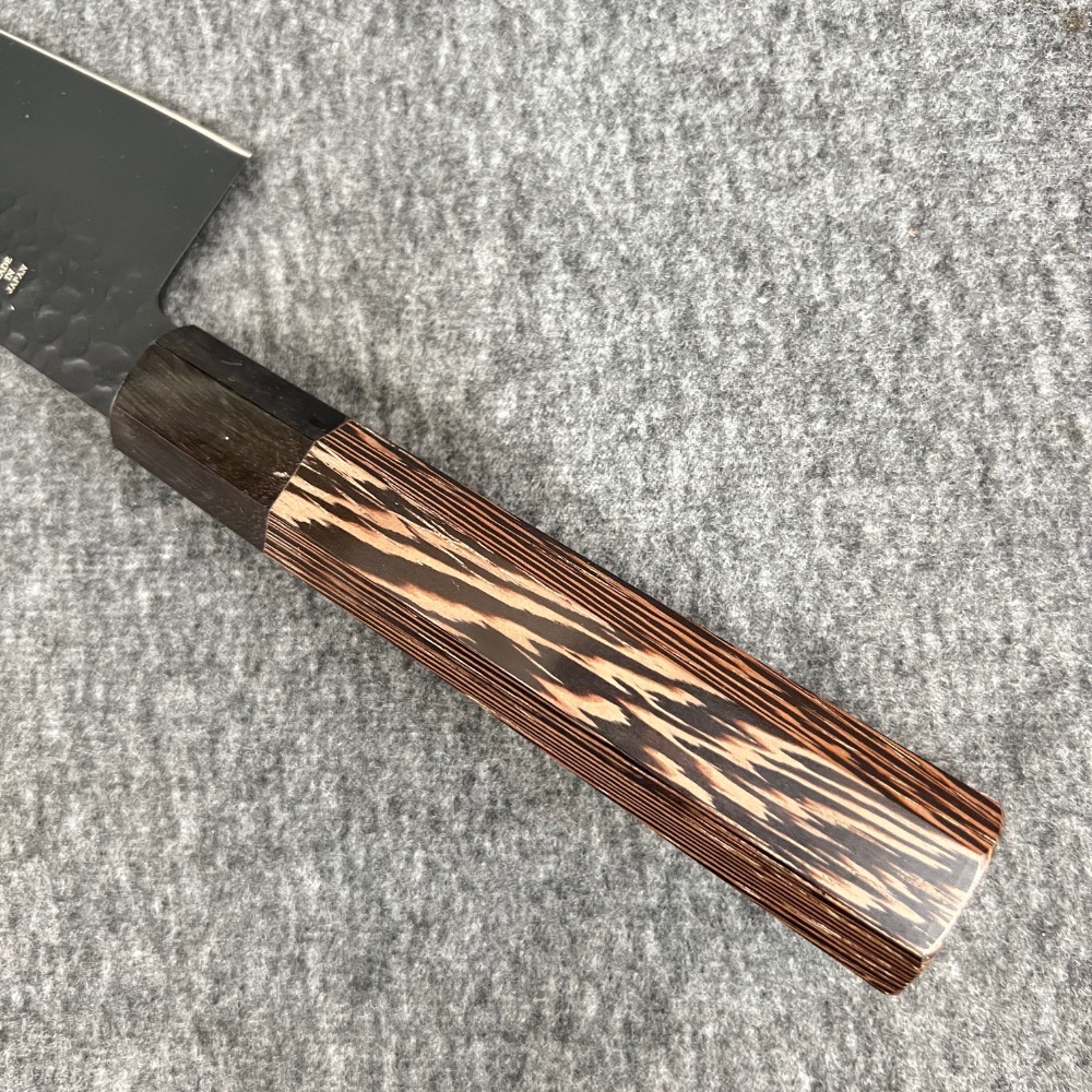 台中菜刀王 堺孝行 黑影 槌目 VG10 主廚刀 牛刀 240 mm-細節圖4