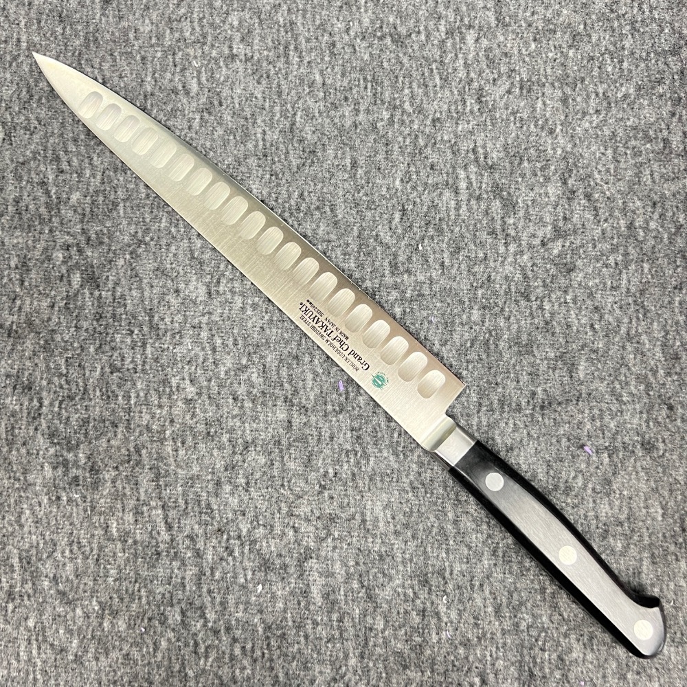 台中菜刀王 堺孝行Grand Chef TAKAYUKI 筋引240mm（雙面凹糟）-細節圖2