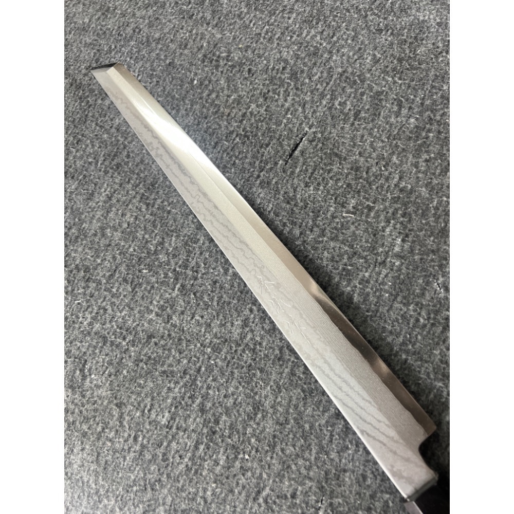 菜刀王出品 秦儀作VG-10 W 系列～二合層鍛 蛸引先丸300mm-細節圖2