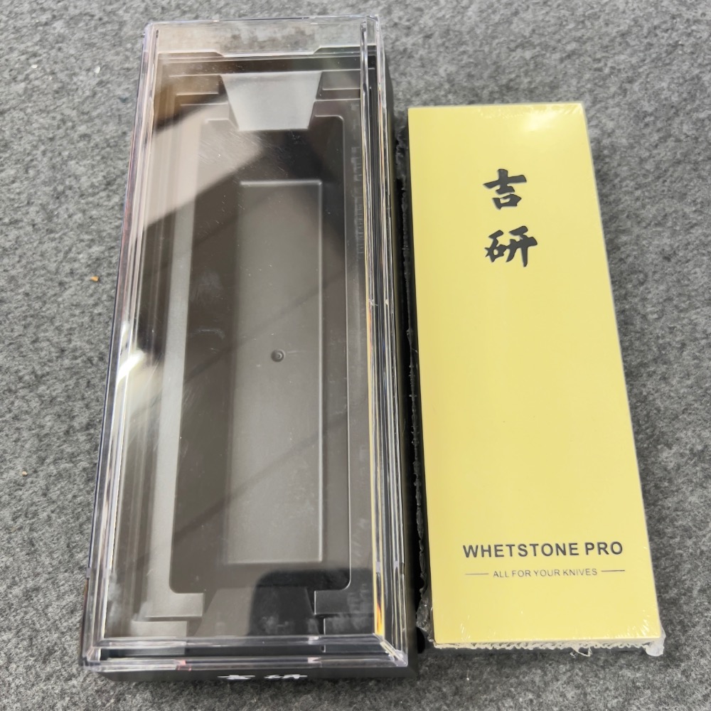 菜刀王自有品牌 吉研系列｜吉研磨刀石套組 附防滑底座-細節圖2
