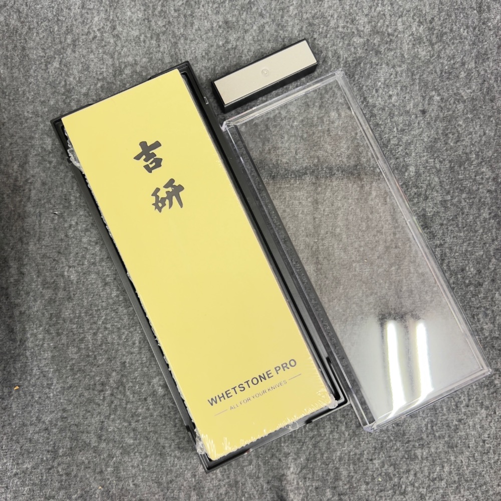 菜刀王自有品牌 吉研系列｜吉研磨刀石套組 附防滑底座-細節圖4