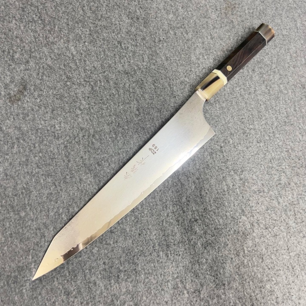 台中菜刀王 秦儀作ZDP-189大馬士劍型  牛刀240mm 270mm-規格圖6