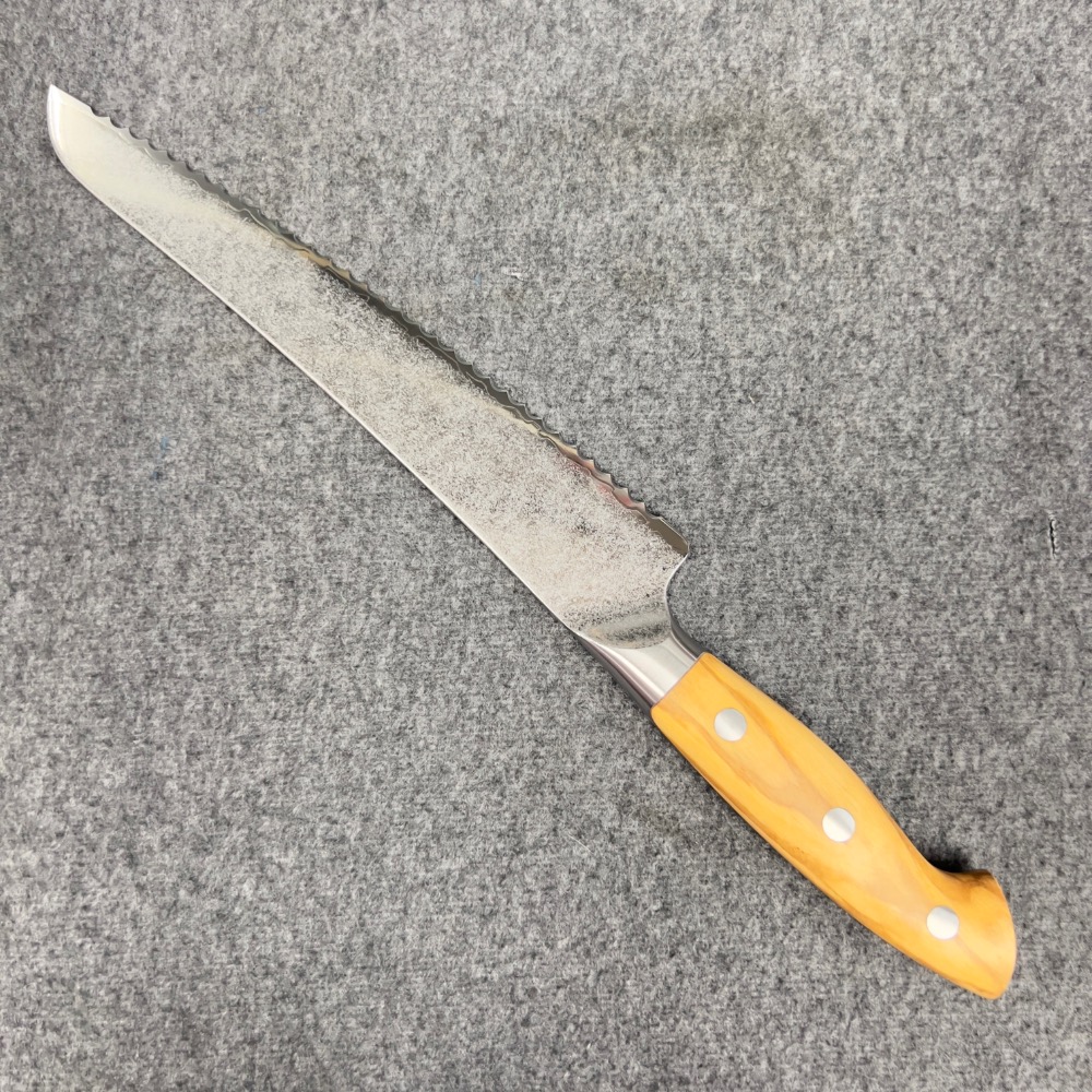 台中 菜刀王 三合鋼 V10 麵包刀 215mm-細節圖2