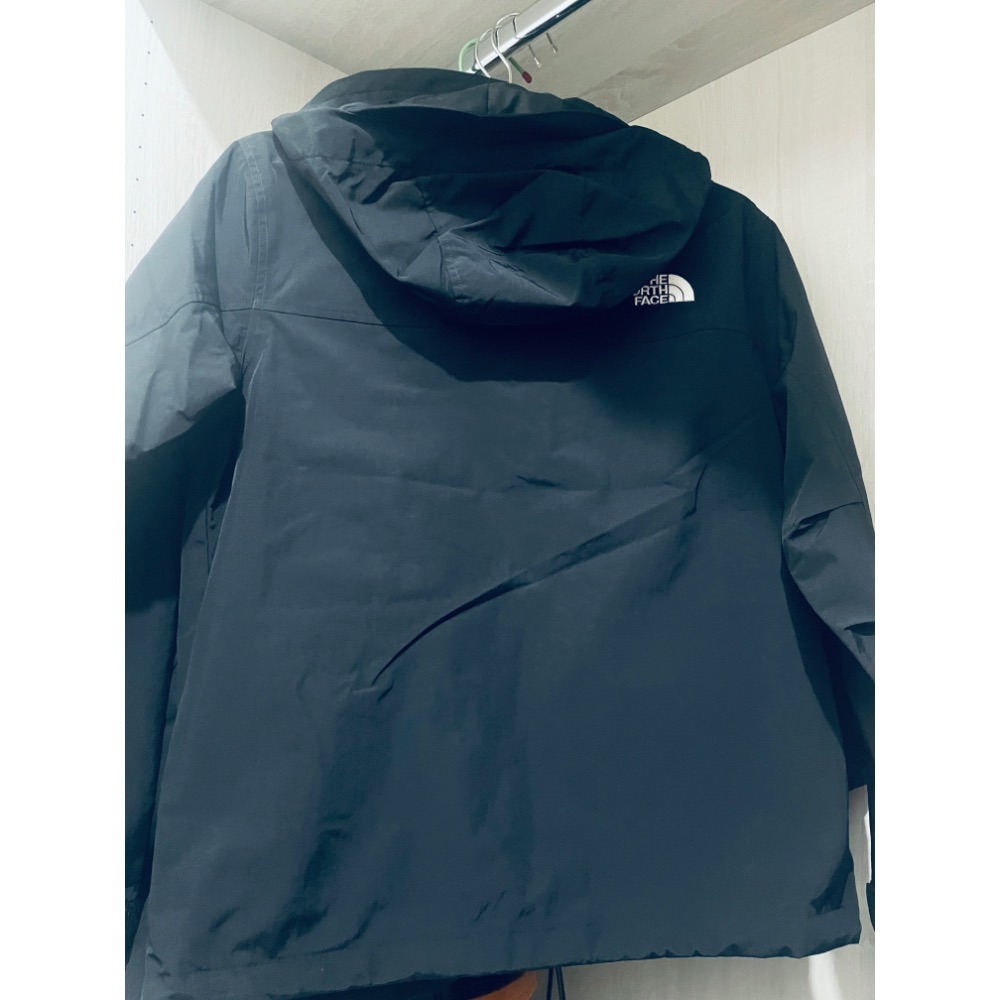 北臉The North Face DRYVENT外套(黑色S號)-細節圖2