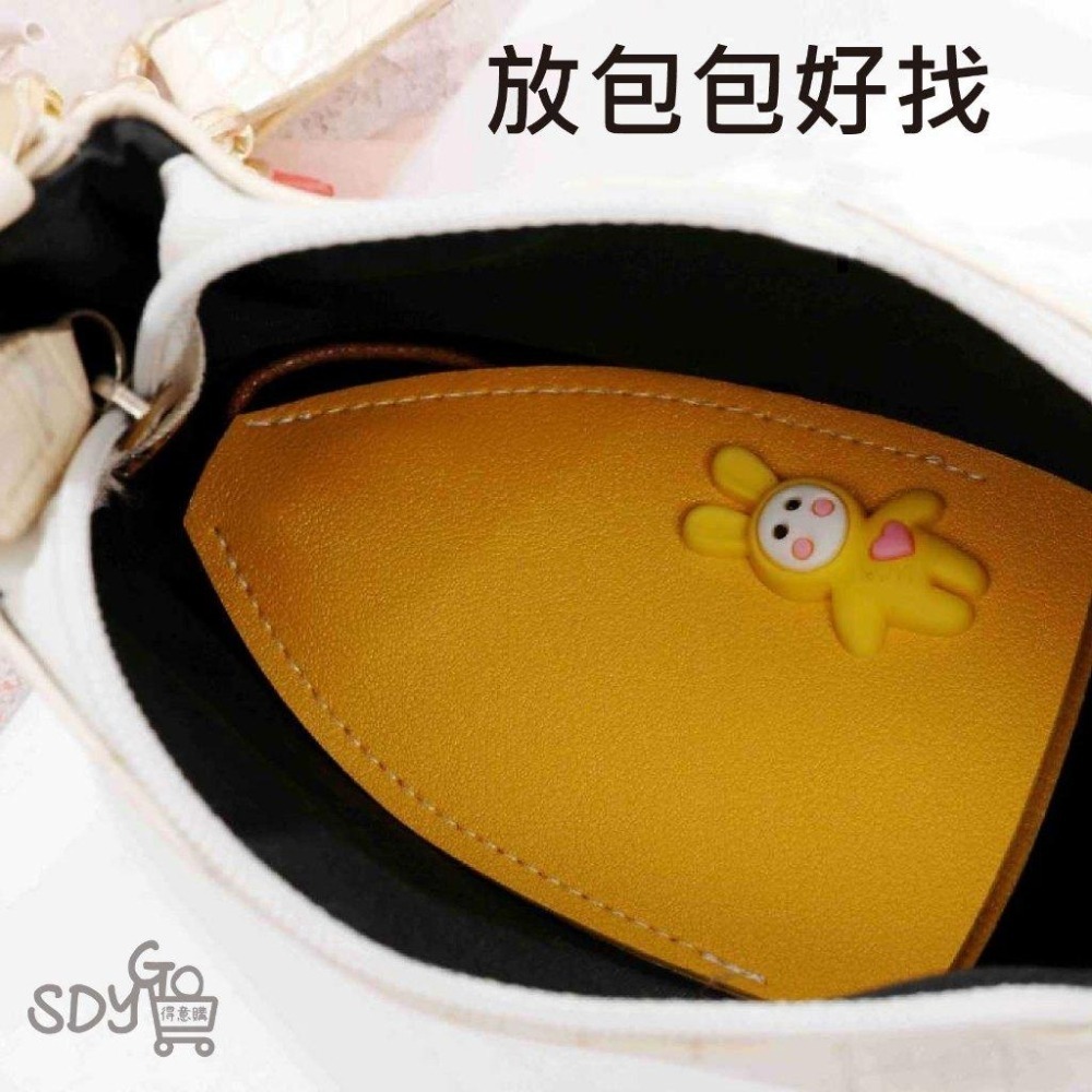 【台灣現貨 快速發貨】皮革鑰匙包 可放5支鑰匙 不刮傷手機 放包包好找 鑰匙收納 鑰匙圈 鑰匙保護套 汽車鑰匙套 萬用包-細節圖4