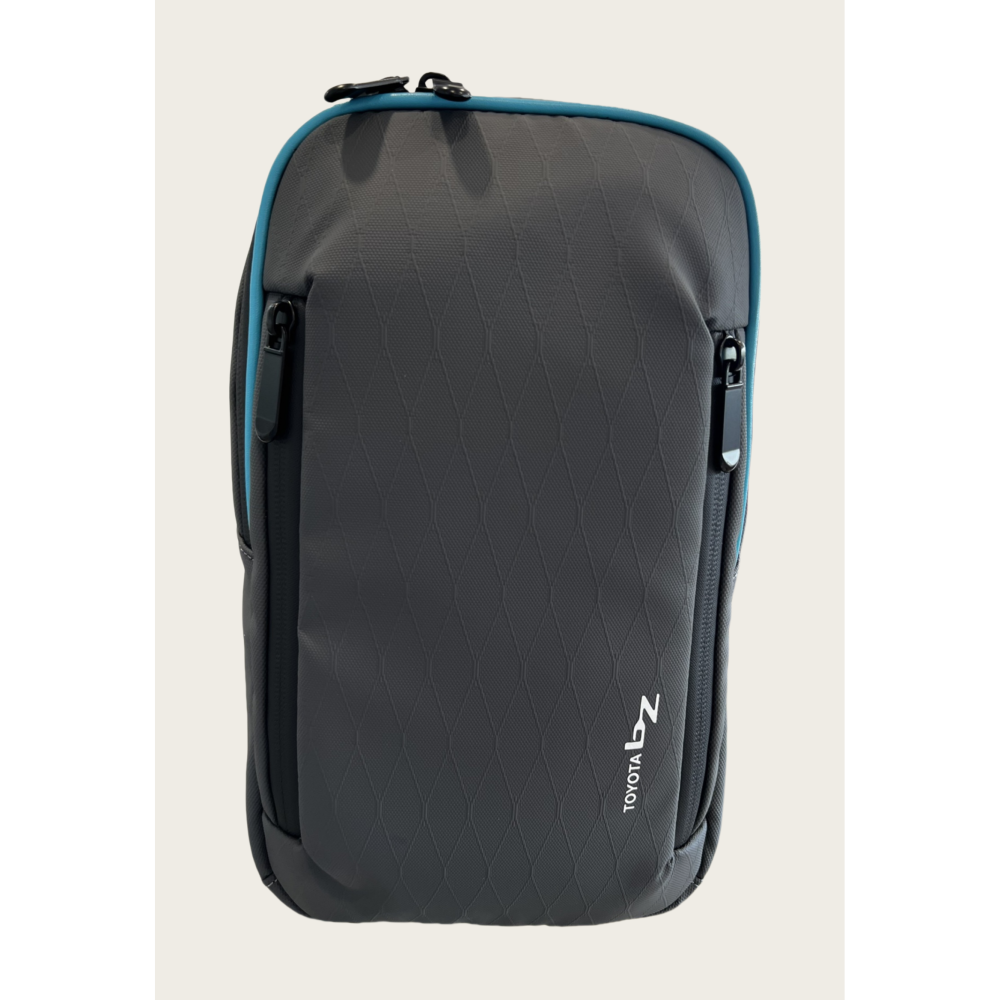 TOYOTA★bZ 單肩包(灰)➡️請先私訊詢問是否有貨-細節圖2