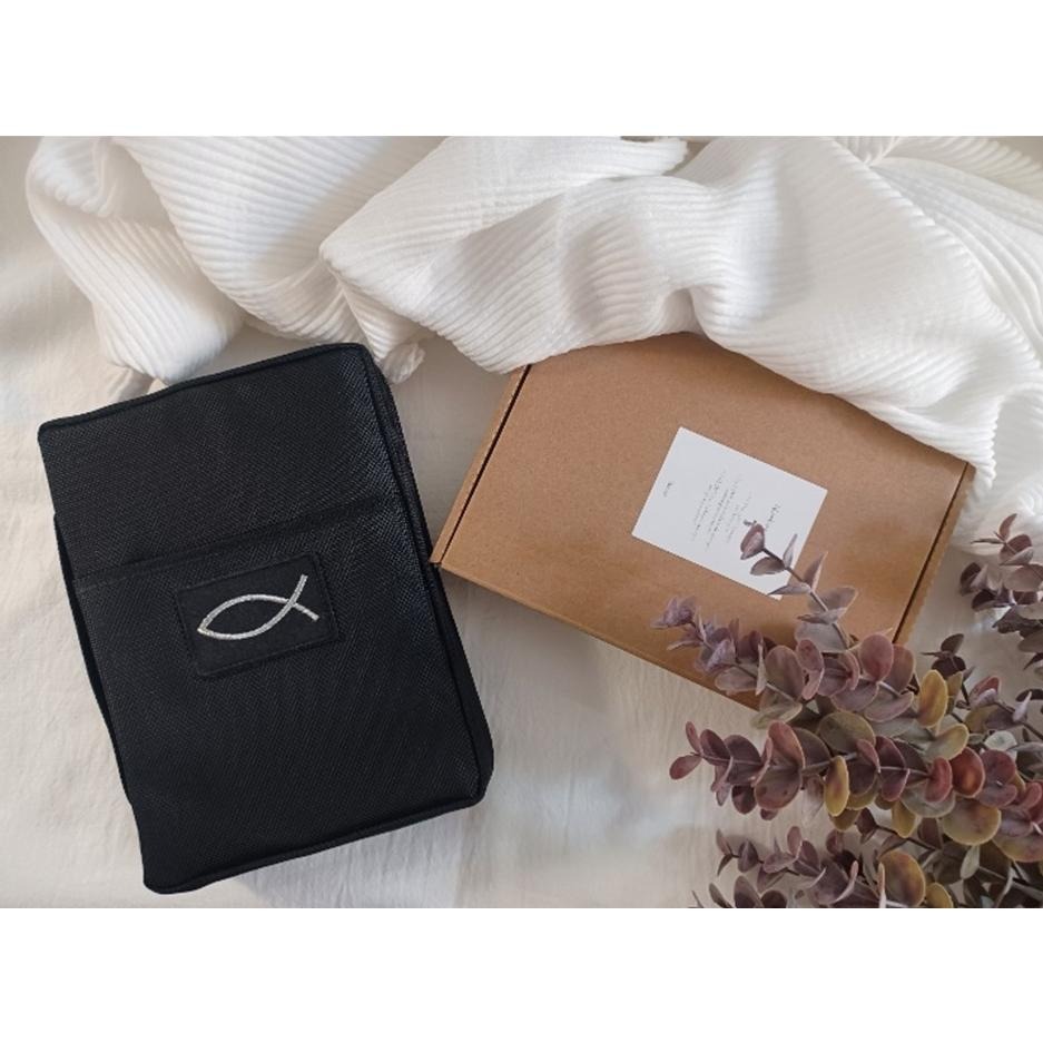 Bible聖經書套/尺寸64K 防水材質 / 外部附口袋 / 拉鍊式 / 側面附 ＂手提帶＂ 方便攜帶攜帶／基督教禮品-細節圖7