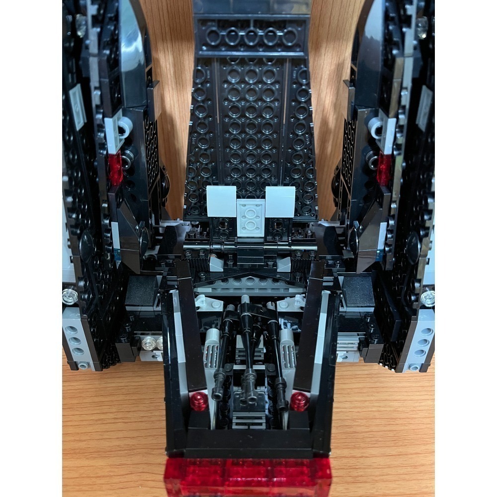 LEGO 75256 STAR WARS Kylo Ren＇s Shuttle-細節圖2
