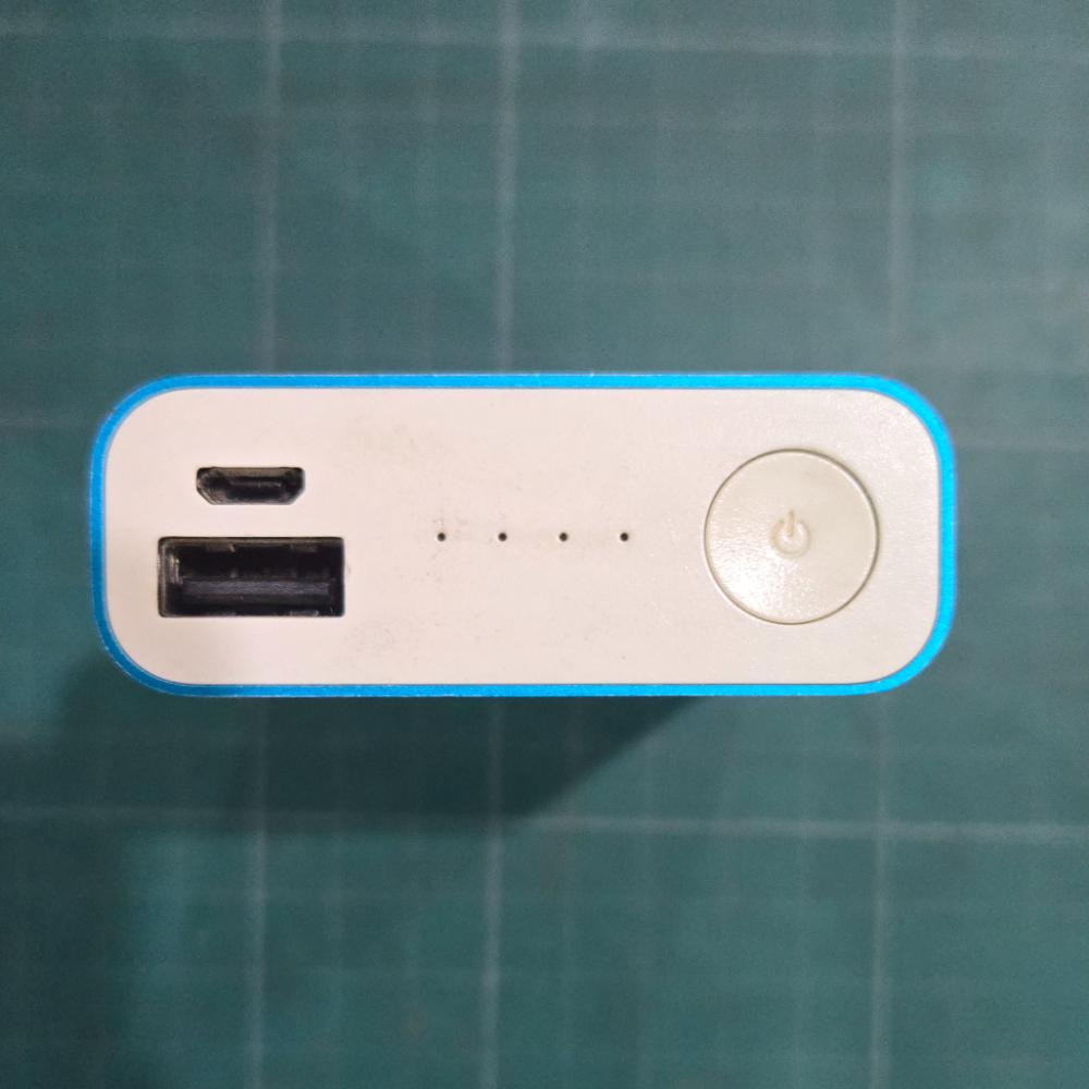 Asus行動電源 10年古董-細節圖3