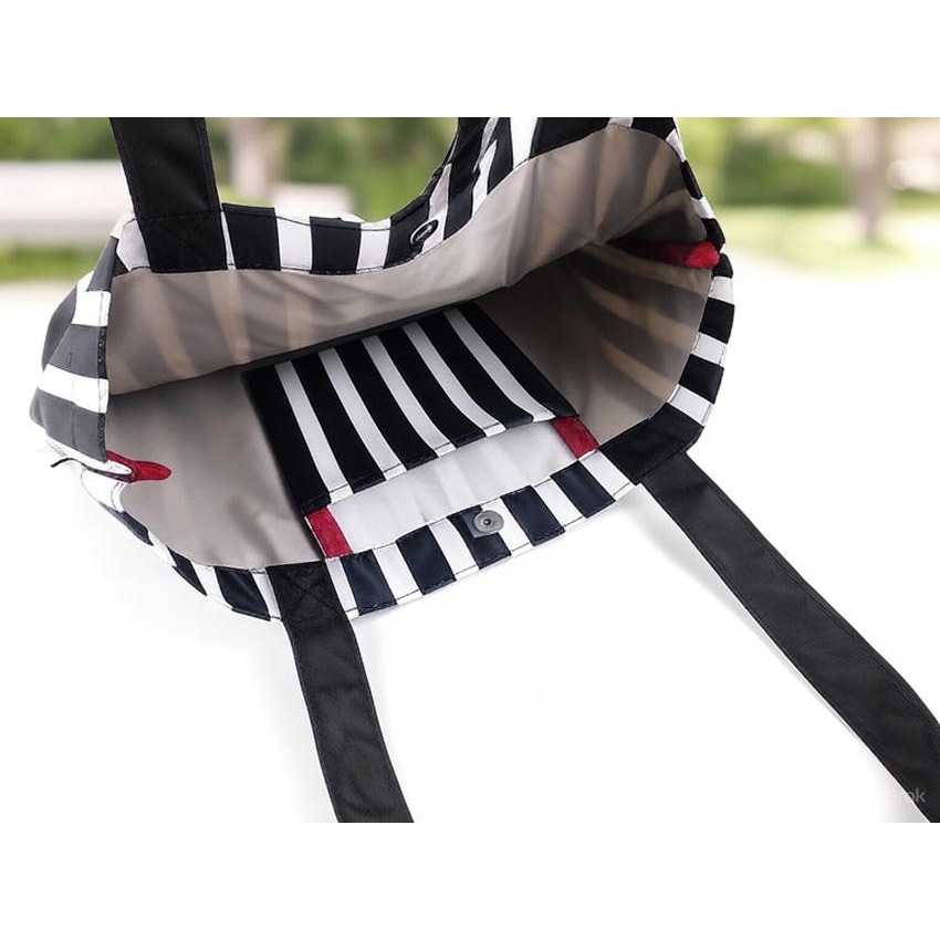 日本HAPPY刺繡 臉孔 款超吸睛大容量防潑水托特包(黑.灰)兩色-細節圖4