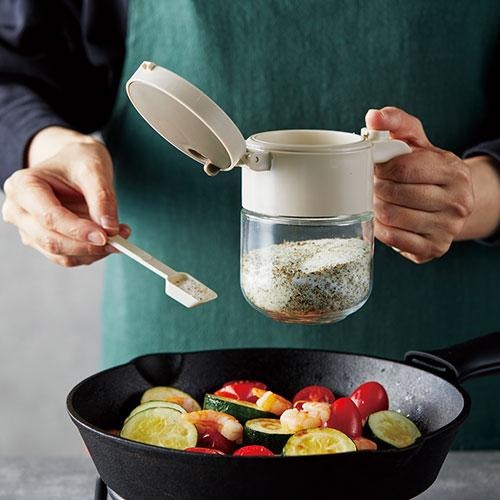 日本丸辰 雙效可撒可舀 透明系美學 玻璃調味料瓶(兩個一組)優惠-細節圖3