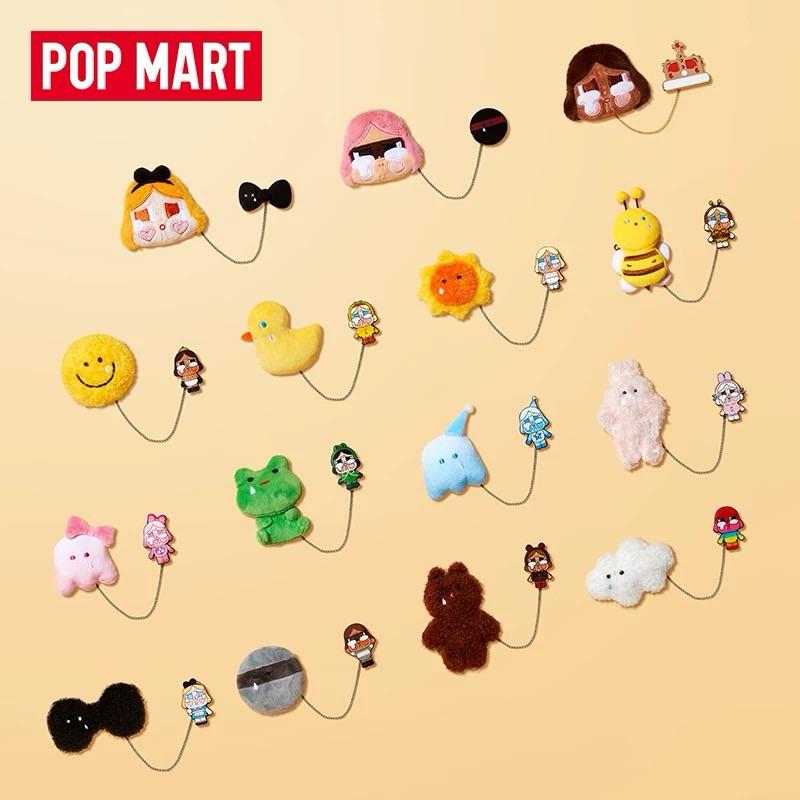 ［現貨 官方正品］泡泡瑪特crybaby 哭娃 眼淚工廠系列毛絨徽章 pop mart 徽章 別針 胸針 娃娃 畢業禮物-細節圖3