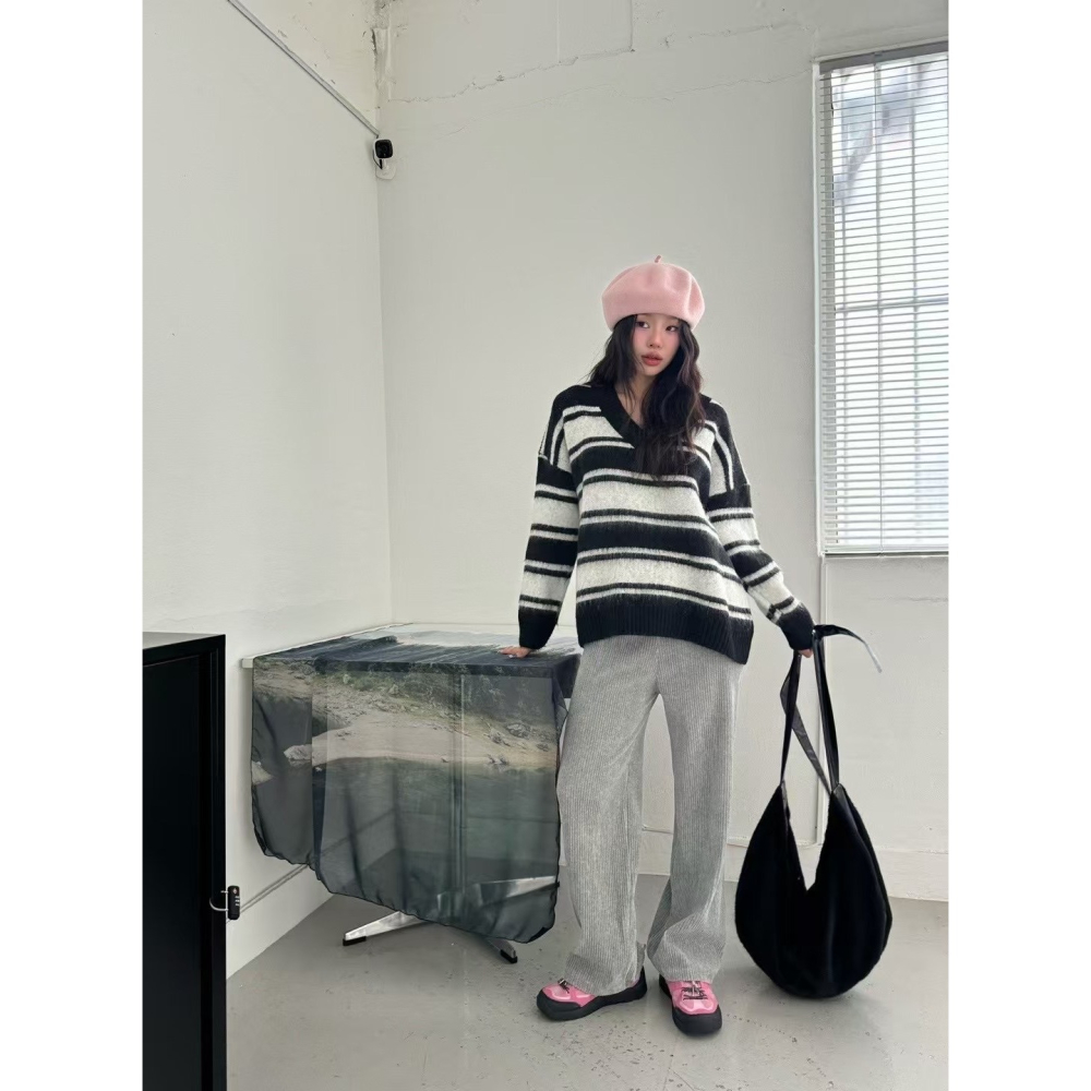 正韓 坑條褲頭鬆緊腰長褲 現貨白/灰-細節圖7