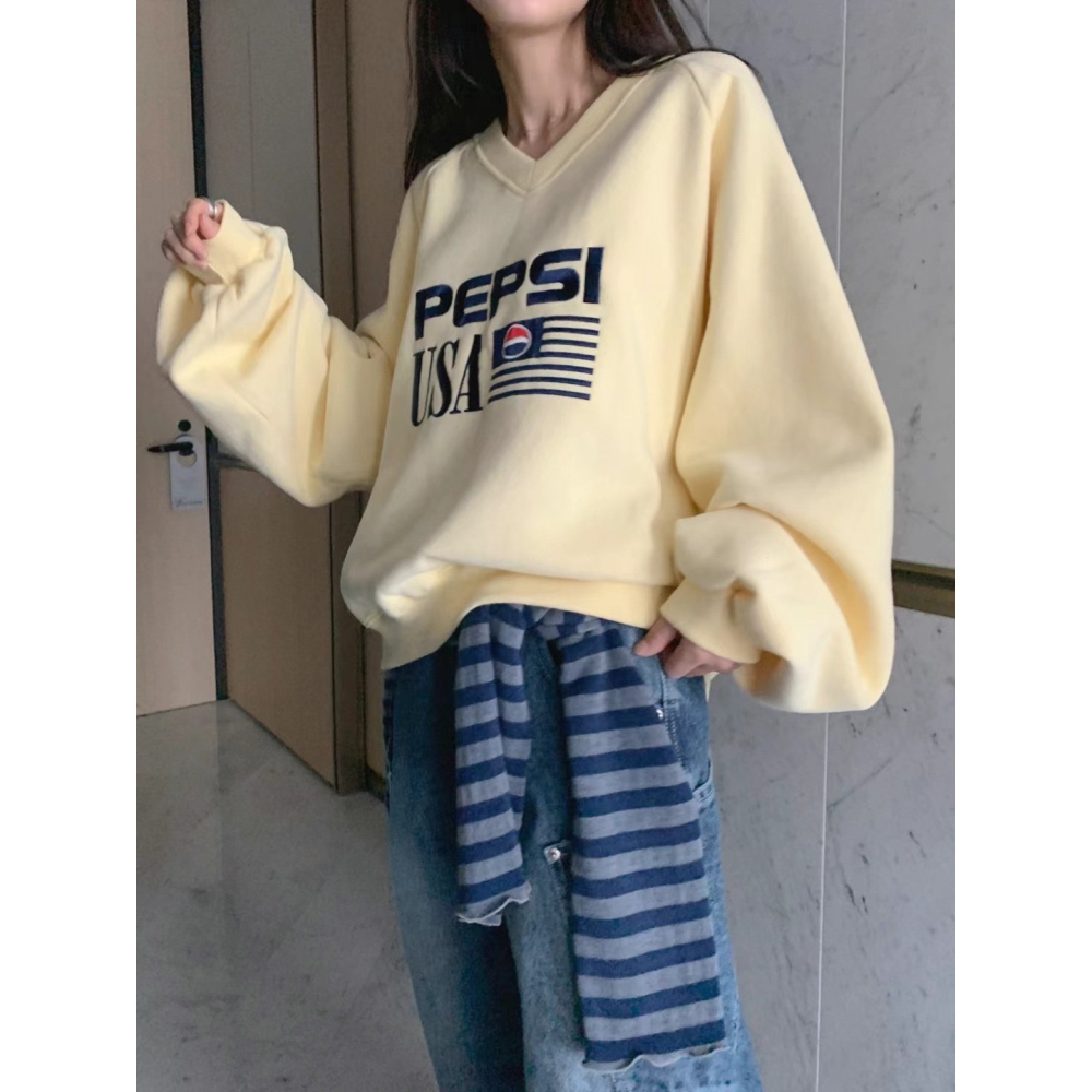 正韓 美國百事可樂V領大學T 現貨米黃/藍黑-細節圖2