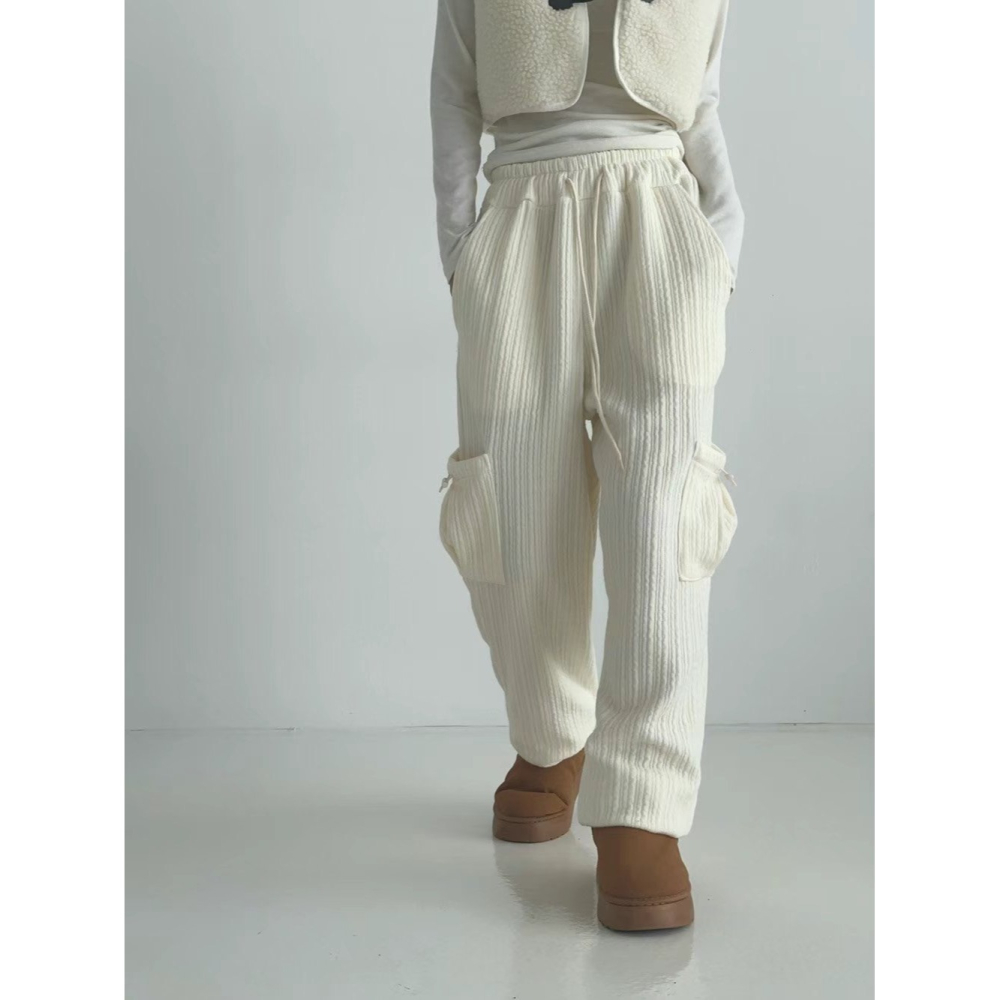 正韓 細坑條工作褲型縮口棉褲 現貨白/黑-細節圖2