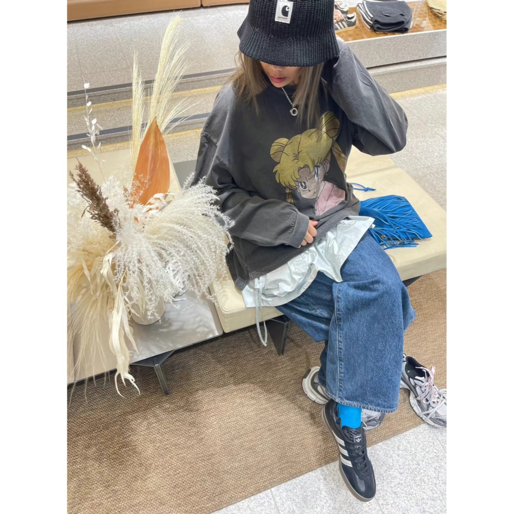 正韓 洗舊感美少女戰士氣噗噗T 現貨鐵灰-細節圖3