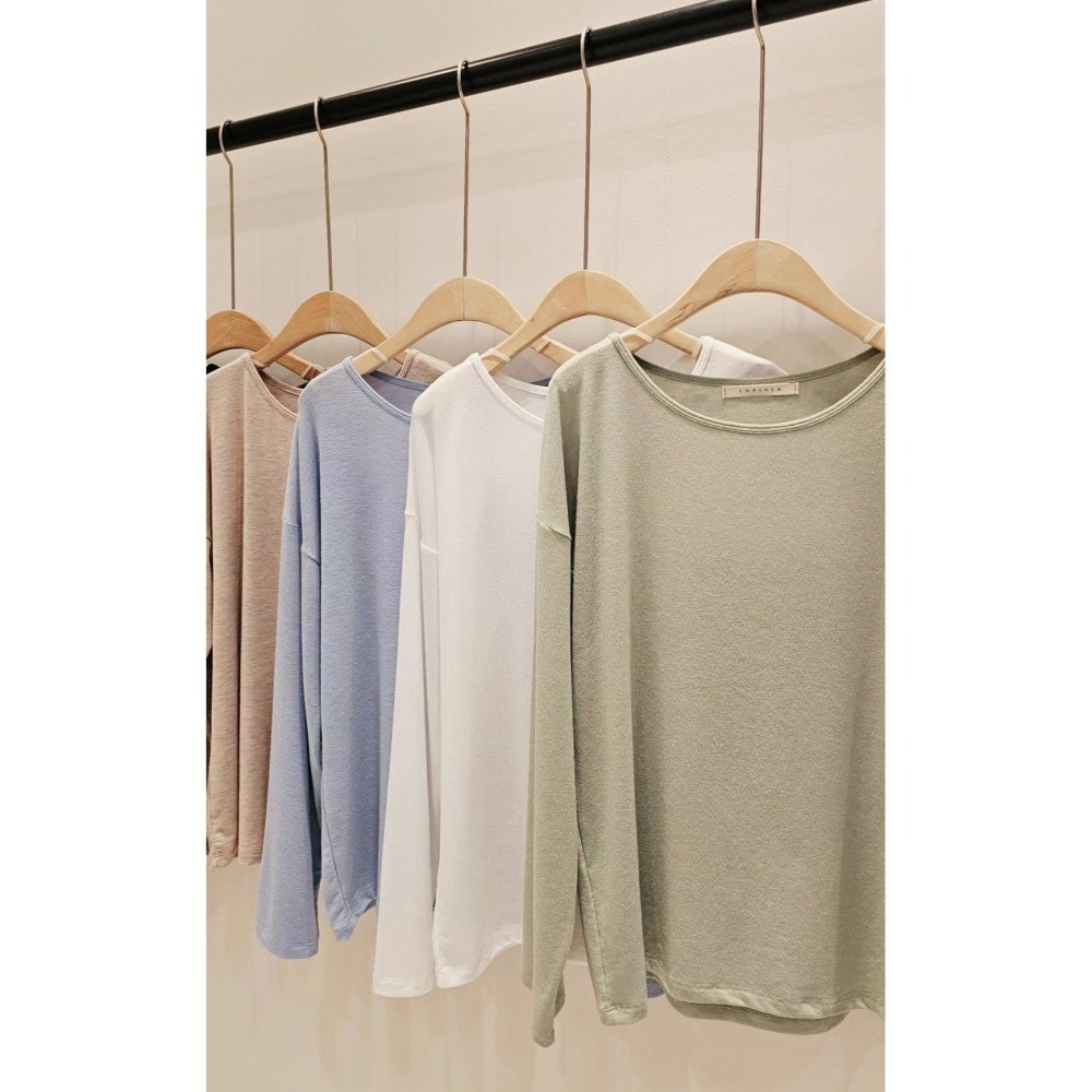 正韓 超軟舒適素面長T 現貨黑色-細節圖3