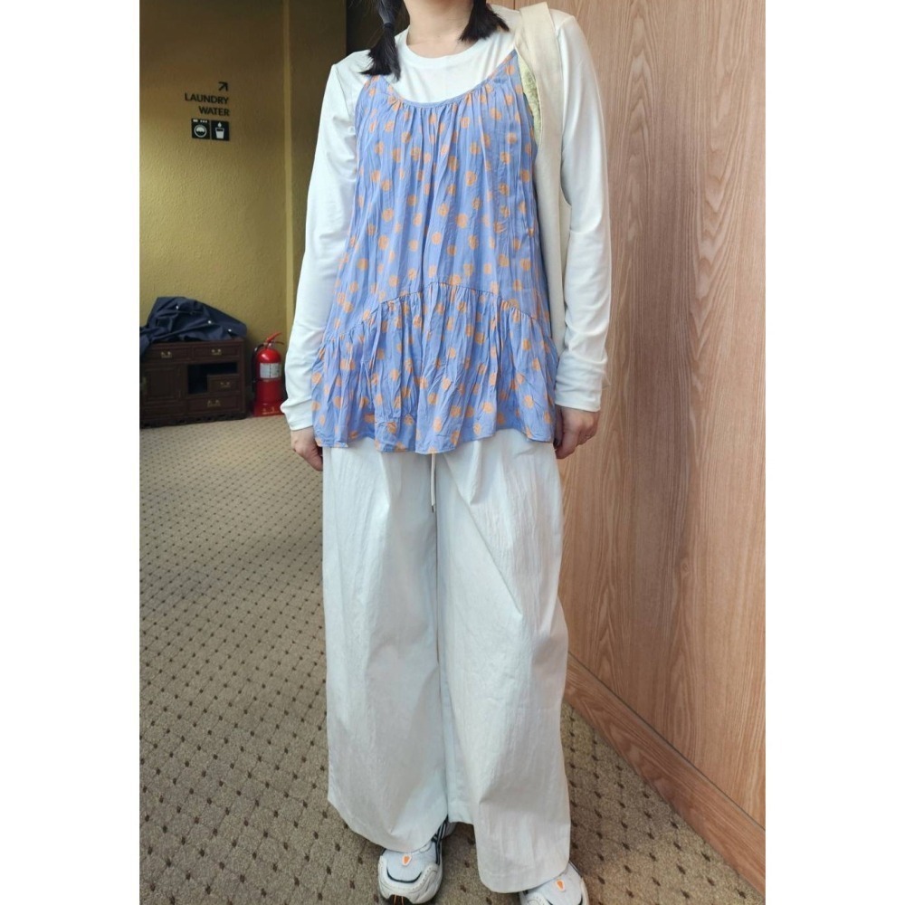 正韓 雲朵般誇張舒服的打底上衣四色 白色現貨-細節圖7