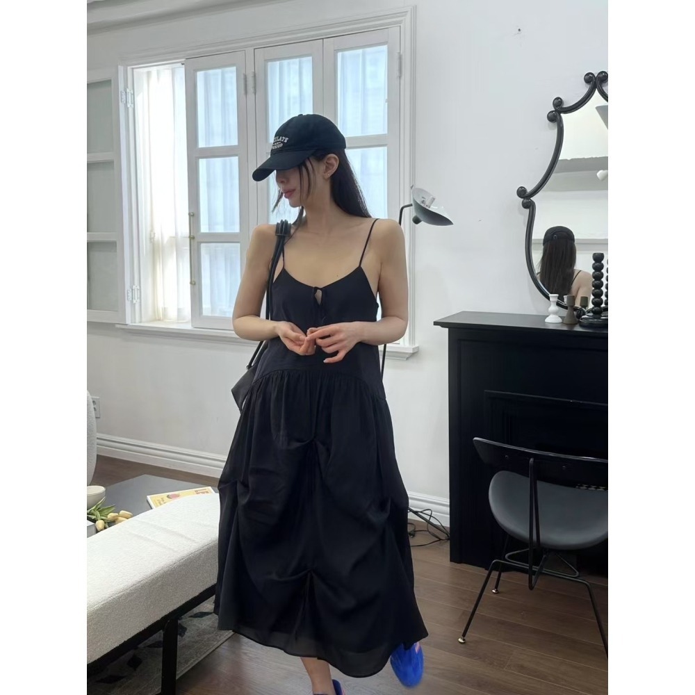 正韓 細肩帶蝴蝶結不規則裙襬設計背心洋裝三色 現貨白色-細節圖5