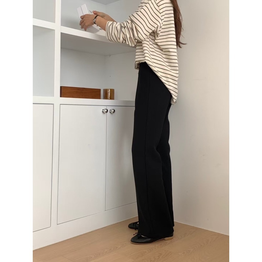 正韓 腰頭彈性微喇叭長褲 現貨-細節圖4