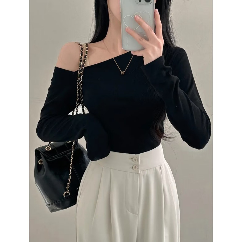 正韓 斜肩露肩合身上衣三色 白/黑現貨-規格圖10