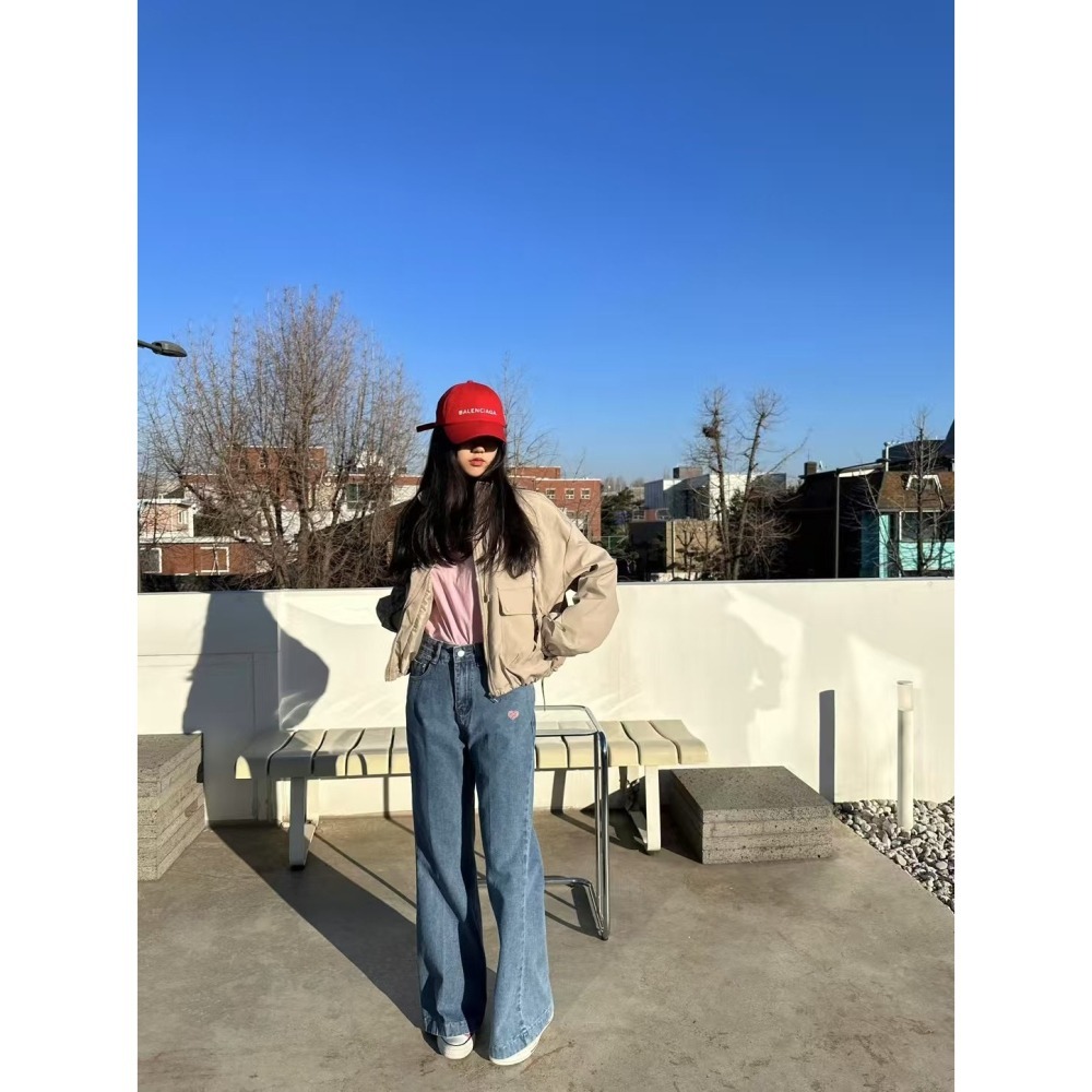 正韓 愛心合身直筒微喇牛仔褲 M現貨-細節圖5