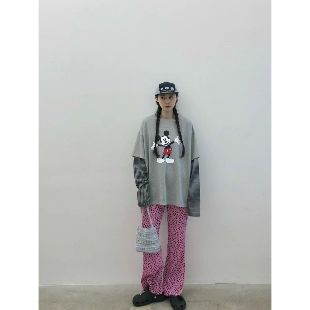 正韓 細坑條豹紋點點休閒褲 黑色 現貨-細節圖4