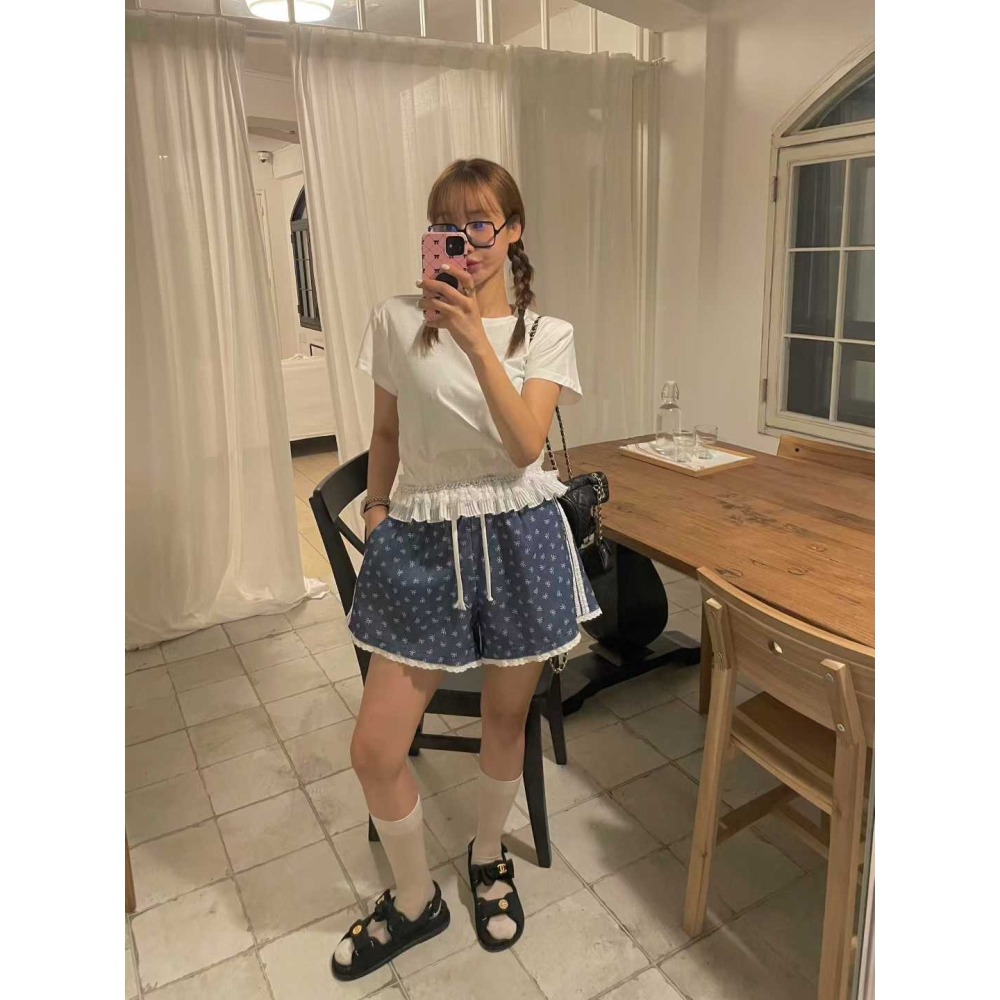 正韓 蕾絲蝴蝶結花色牛仔褲 黑 現貨-細節圖5