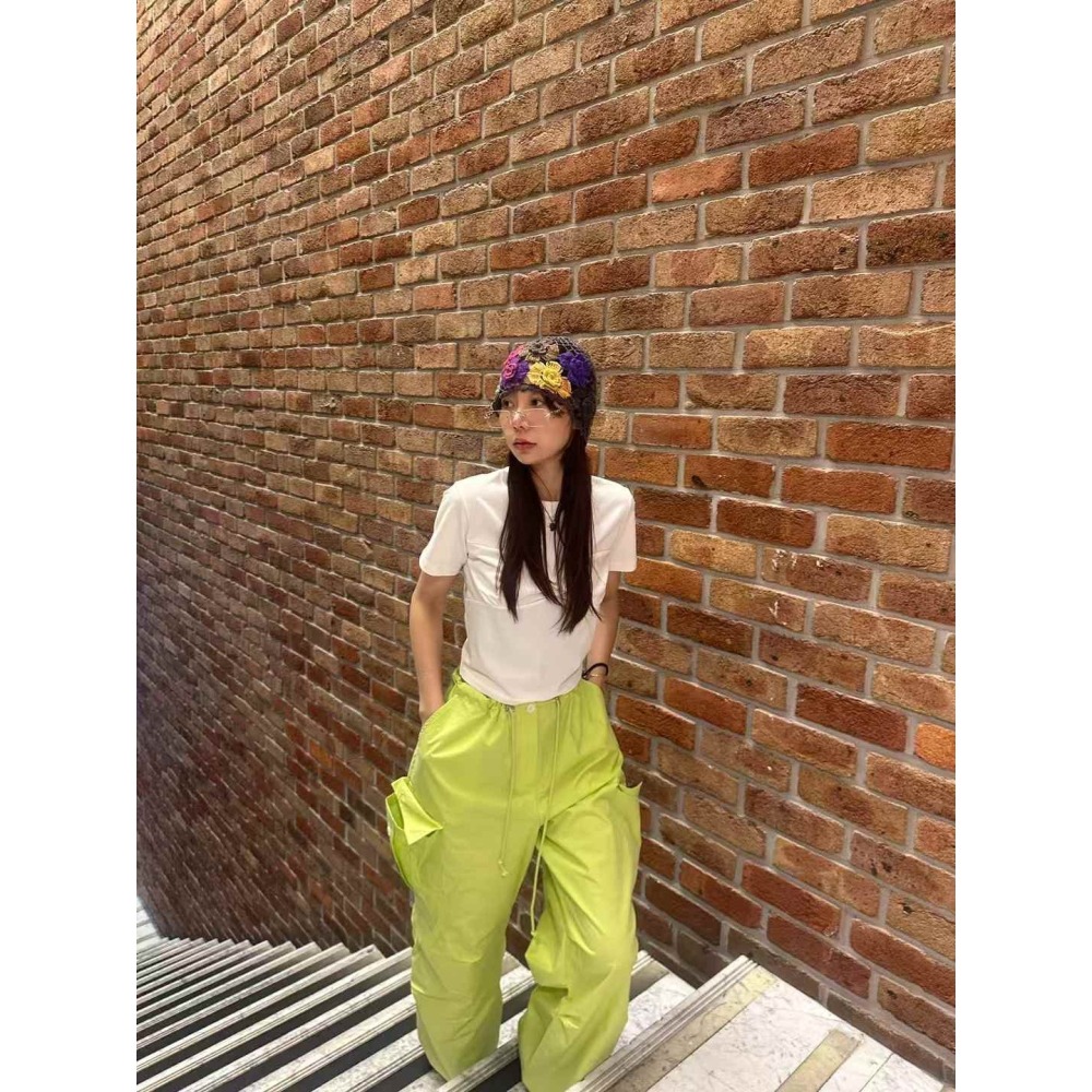 正韓 胸口造型合身短袖T恤 紫 現貨-細節圖9