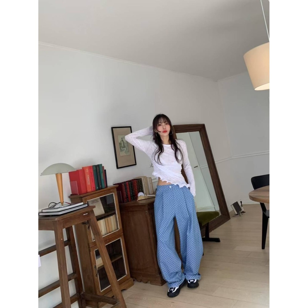 正韓 小雛菊後腰鬆緊牛仔褲 淺藍 現貨-細節圖2