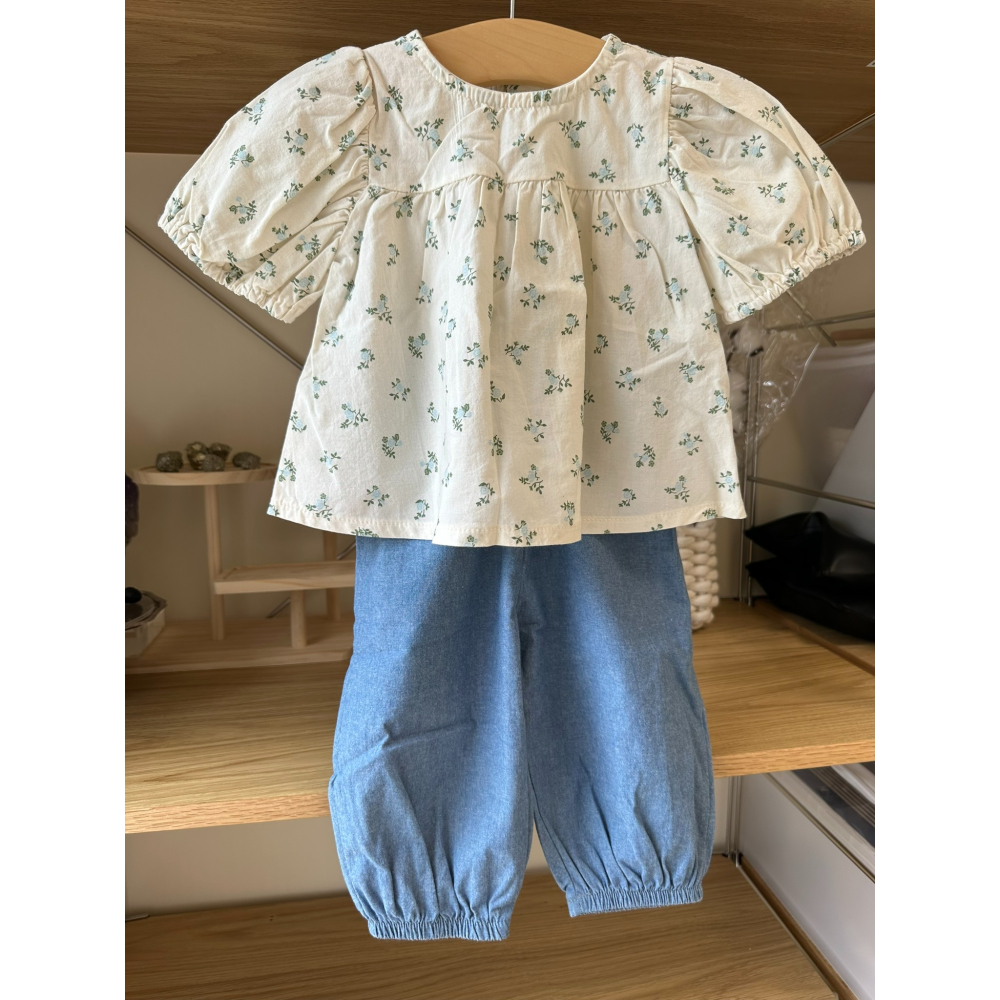 正韓童裝 下擺縮口休閒牛仔褲 3 現貨-細節圖2