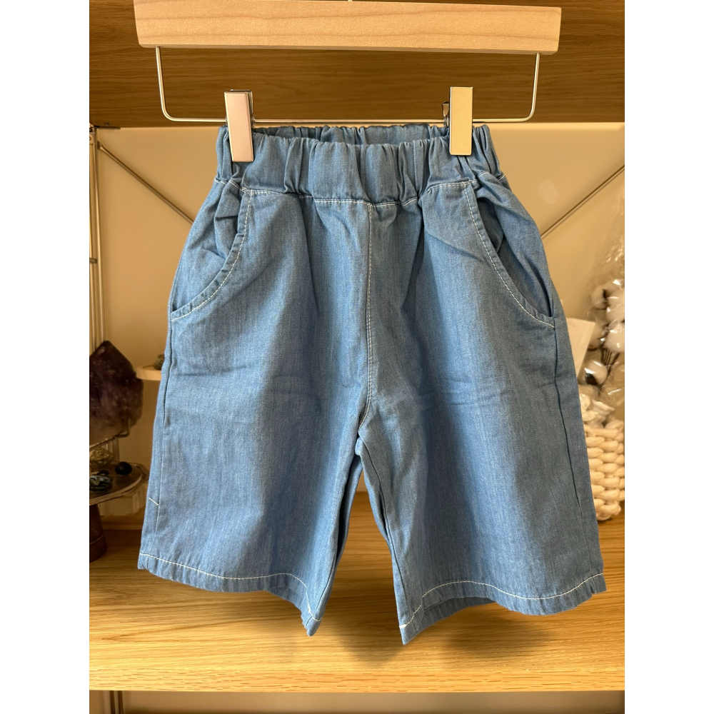 正韓童裝 外車線休閒牛仔褲 藍5/黑5 現貨-細節圖2