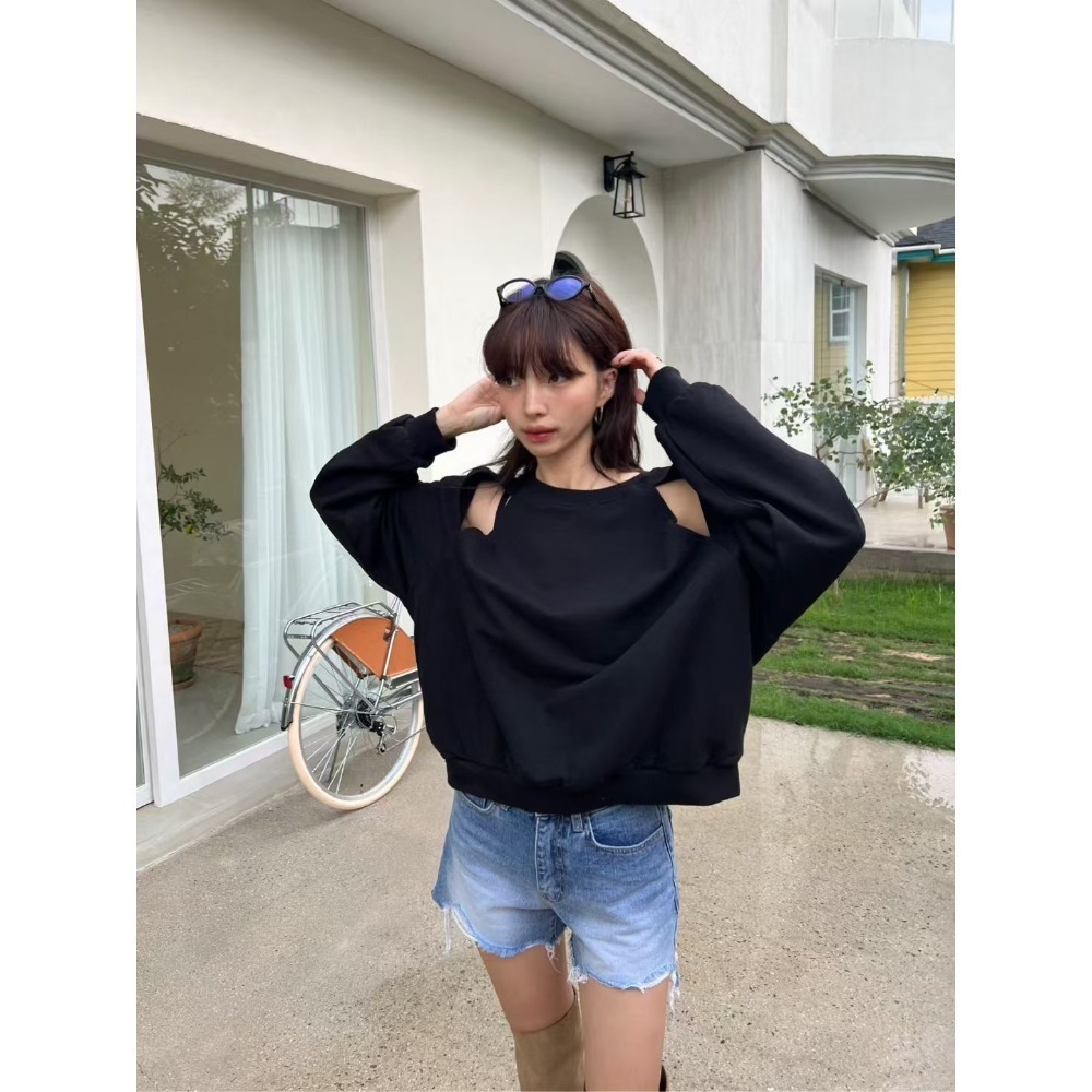 正韓 挖肩造型大學T恤 黑色 現貨-規格圖9