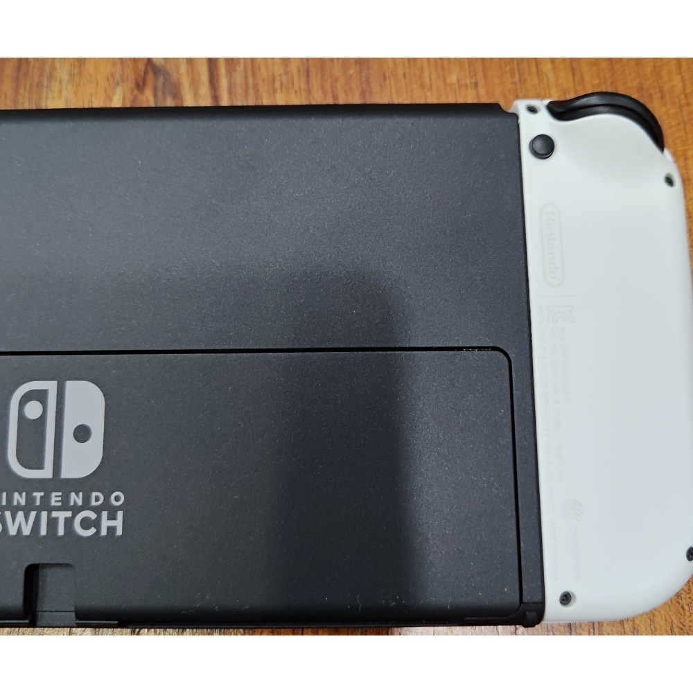 任天堂Switch Oled主機（白色手把）已貼保護貼，原廠盒裝、配件齊全，功能都正常，附主機收納包、蘑菇頭保護套-細節圖8