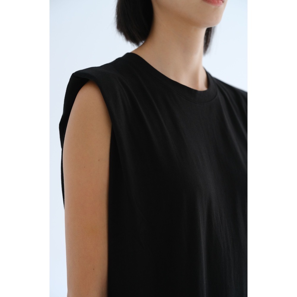 韓國東大門 現貨 正韓墊肩後開衩長洋裝-細節圖9