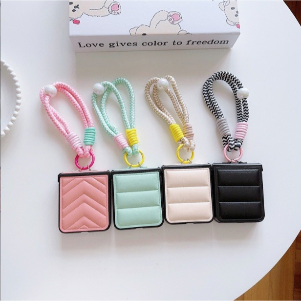 三星Z Flip7 羽絨服造型保護殼 三星 Zflip7 掛繩手機殼 三星Z Flip7 保護套 附掛繩-細節圖3